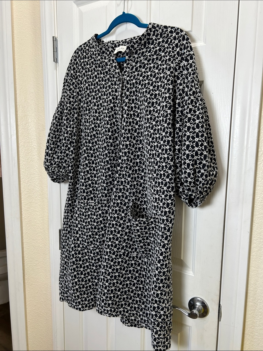 Wrap London Black White Cotton Eyelet Embroidered Puff Sleeve Shift Dress US 18 - Picture 4 of 10